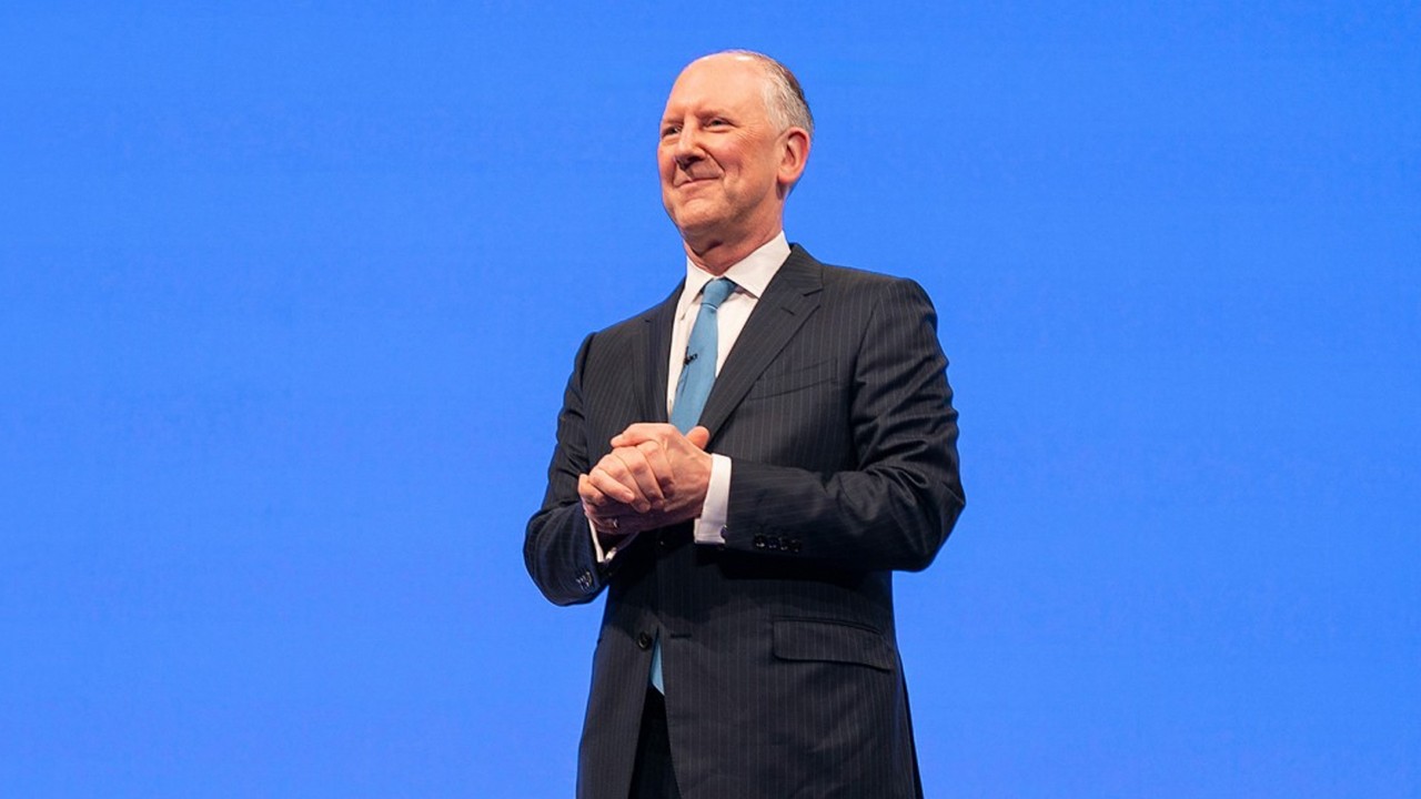 O presidente do conselho e CEO da AIG, Peter Zaffino